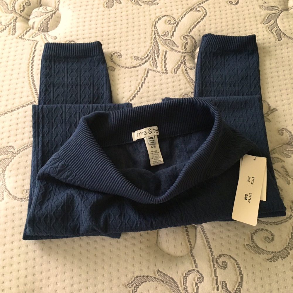 Mia & Tess, Dark Denim Leggings, S/M in excellent condition!